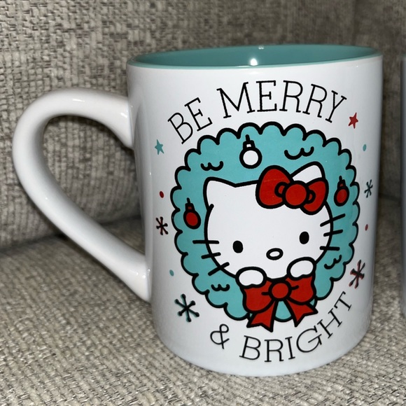 NEW! Hello Kitty Christmas Mugs - Picture 2 of 5